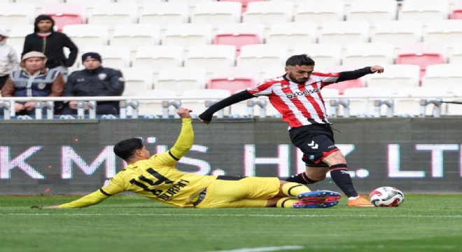 Trendyol 1. Lig: Sivasspor: 1 - İstanbulspor: 3